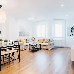 bilbao-home-apartment-by-people-rentals.sansebastianhotels.net/
